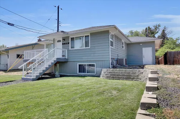 2217 N Dakota St, Spokane, WA 99207