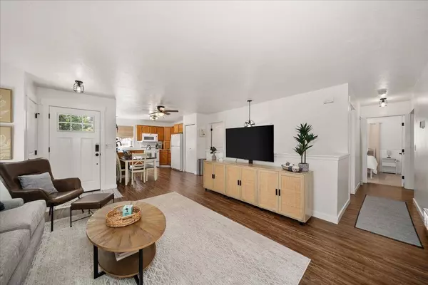 3108 N Pine Ct, Spokane, WA 99205