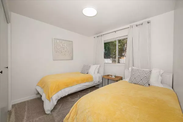 3108 N Pine Ct, Spokane, WA 99205