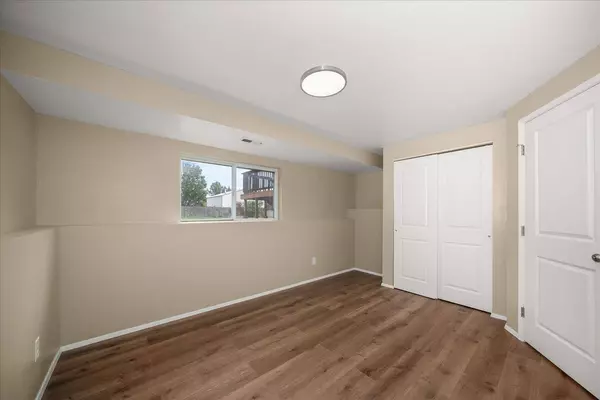 5620 N Canal St, Newman Lake, WA 99025