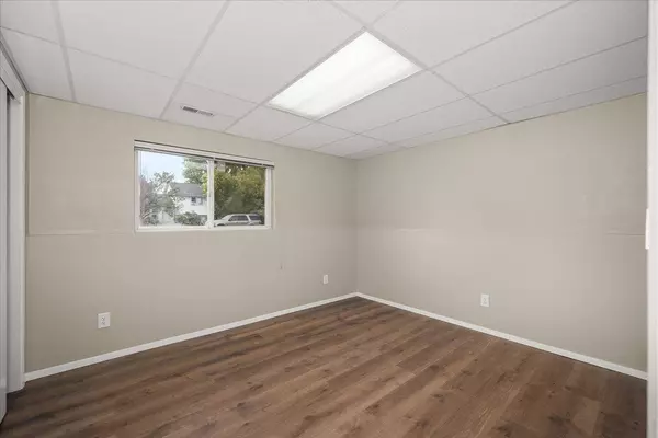 5620 N Canal St, Newman Lake, WA 99025