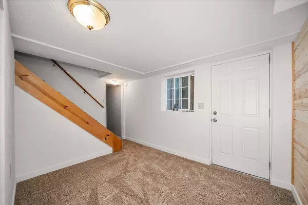 534 E Regina Ave, Spokane, WA 99218