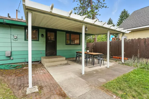 3308 W Kiernan Ave, Spokane, WA 99205