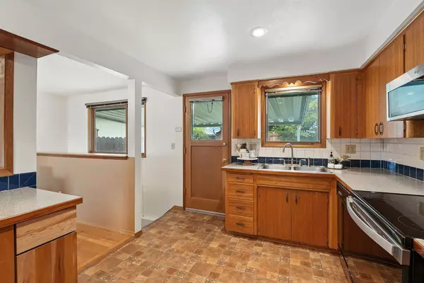 3308 W Kiernan Ave, Spokane, WA 99205