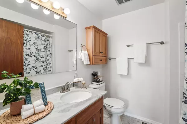 3308 W Kiernan Ave, Spokane, WA 99205