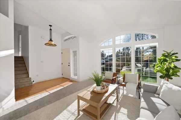 16920 N Woodcrest Ct, Colbert, WA 99005