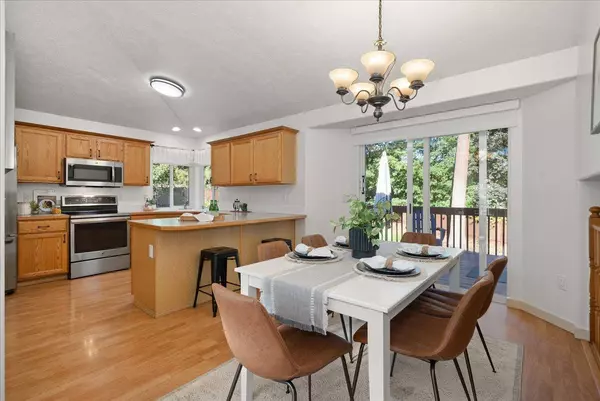 16920 N Woodcrest Ct, Colbert, WA 99005