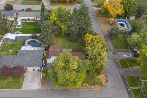 519 S Fox Rd, Spokane Valley, WA 99206