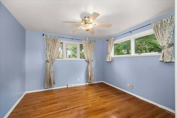 519 S Fox Rd, Spokane Valley, WA 99206