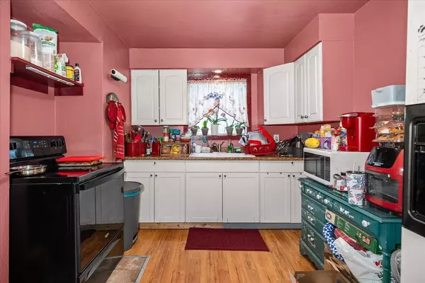 1623 W Garland Ave, Spokane, WA 99205