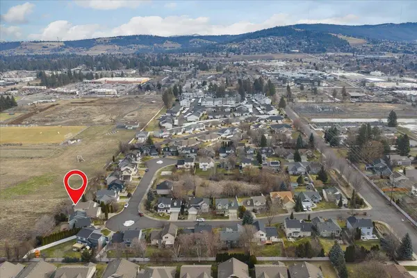 2305 E 52nd Ln, Spokane, WA 99223