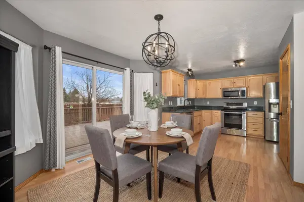 2305 E 52nd Ln, Spokane, WA 99223