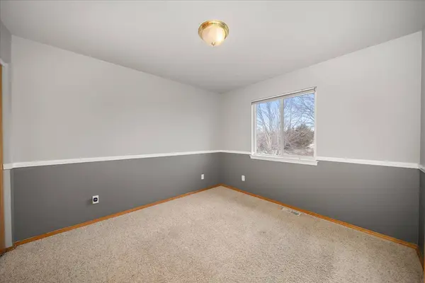 2305 E 52nd Ln, Spokane, WA 99223