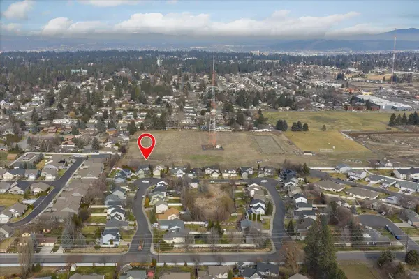 2305 E 52nd Ln, Spokane, WA 99223