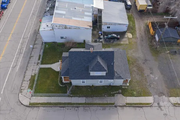 1327 N Howard St, Spokane, WA 99201