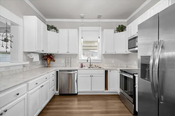 1327 N Howard St, Spokane, WA 99201