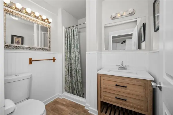 1327 N Howard St, Spokane, WA 99201