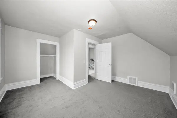 1327 N Howard St, Spokane, WA 99201