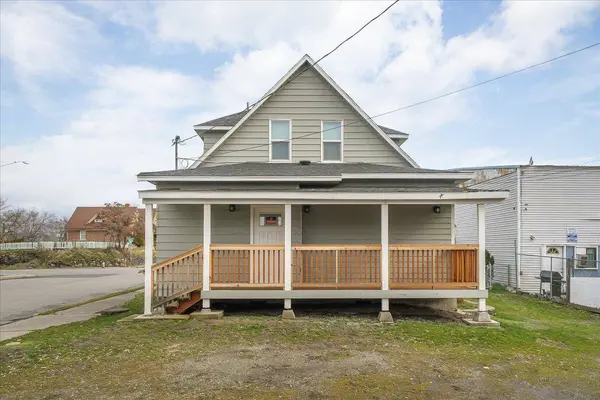 1327 N Howard St, Spokane, WA 99201