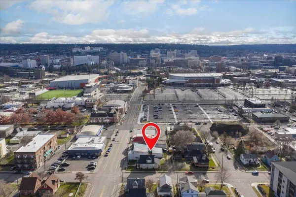 1327 N Howard St, Spokane, WA 99201