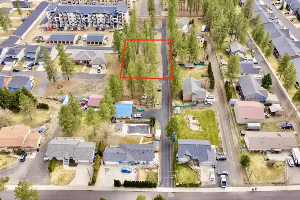 1516 E Center Rd, Spokane, WA 99208