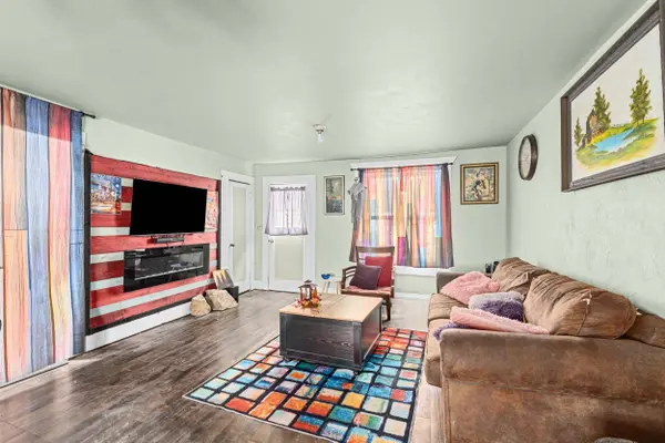 108 S Stevens St, Chewelah, WA 99109
