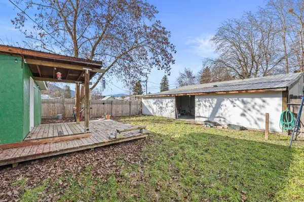 108 S Stevens St, Chewelah, WA 99109