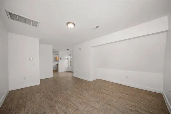 613 W Knox Ave, Spokane, WA 99205