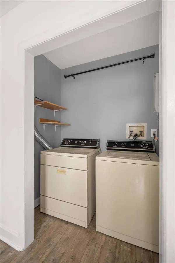 613 W Knox Ave, Spokane, WA 99205