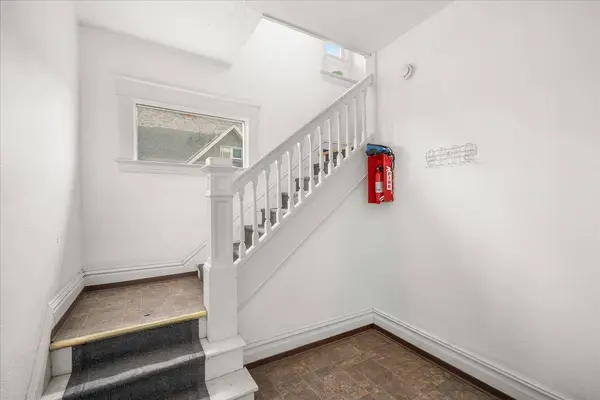 613 W Knox Ave, Spokane, WA 99205