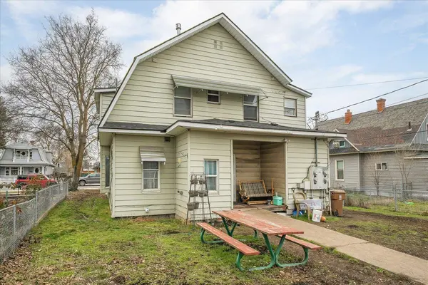 613 W Knox Ave, Spokane, WA 99205