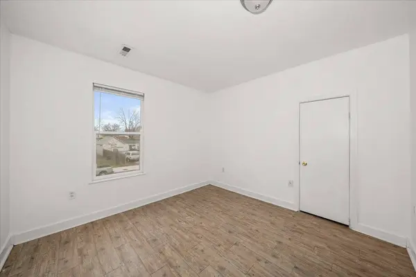 613 W Knox Ave, Spokane, WA 99205