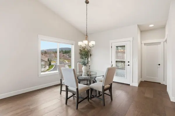 4305 S Bernson Ln, Spokane, WA 99223