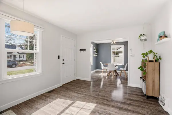 925 E Thurston Ave, Spokane, WA 99203