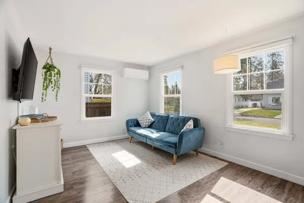 925 E Thurston Ave, Spokane, WA 99203