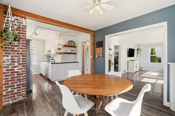 925 E Thurston Ave, Spokane, WA 99203