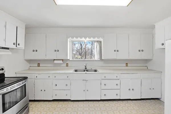 4853 N Sherman Rd, Deer Park, WA 99006