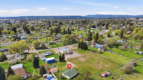 6514 N Regal St, Spokane, WA 99217