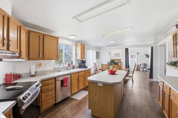6514 N Regal St, Spokane, WA 99217
