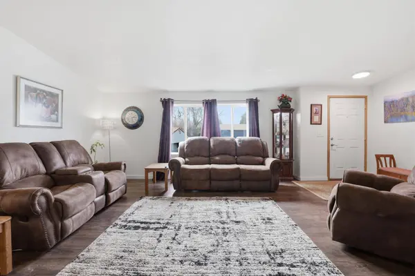 6514 N Regal St, Spokane, WA 99217