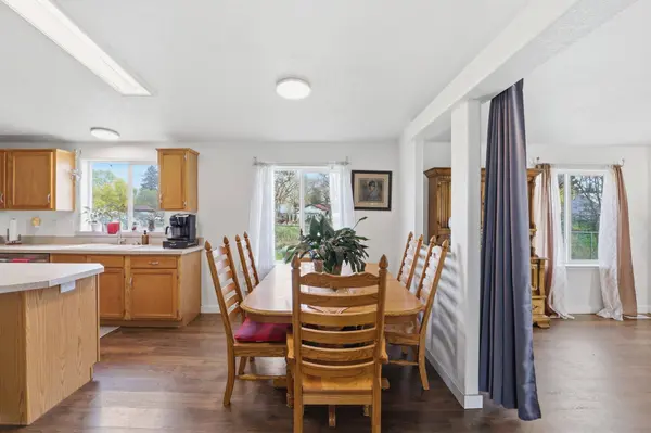 6514 N Regal St, Spokane, WA 99217