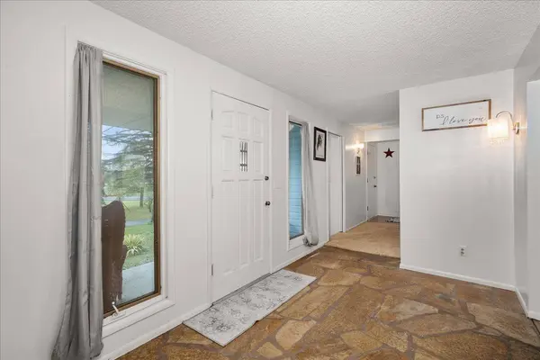 2105 W Borden Rd, Spokane, WA 99224