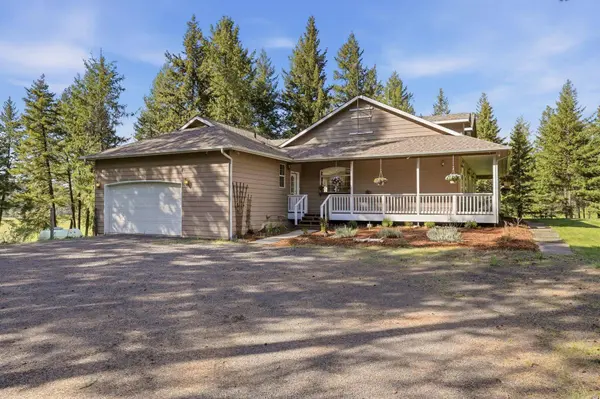 32223 N Whitetail Ln, Chattaroy, WA 99003
