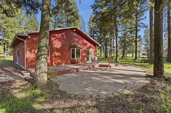 32223 N Whitetail Ln, Chattaroy, WA 99003