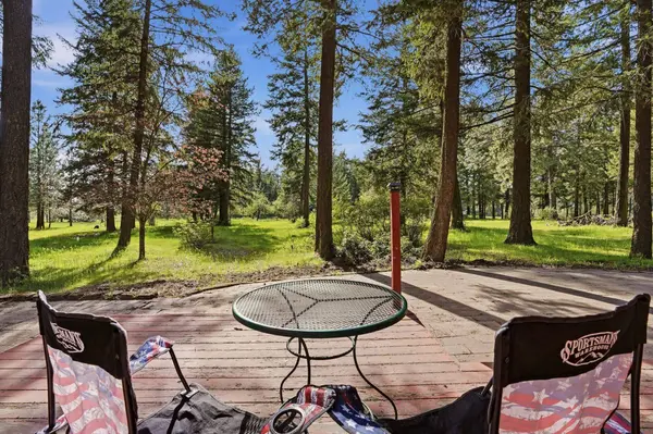 32223 N Whitetail Ln, Chattaroy, WA 99003