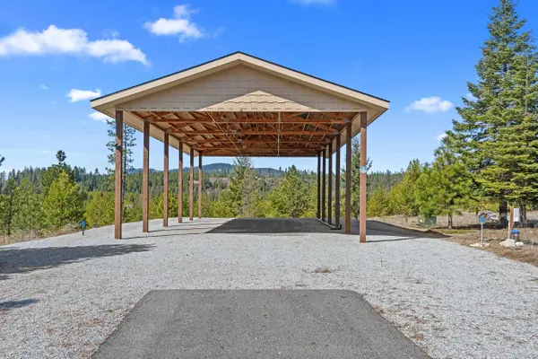 722 Panorama Dr, Newport, WA 99156