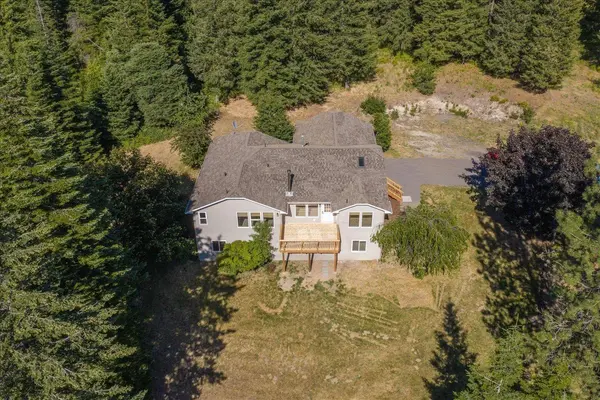 15519 E Tallman Rd, Chattaroy, WA 99003