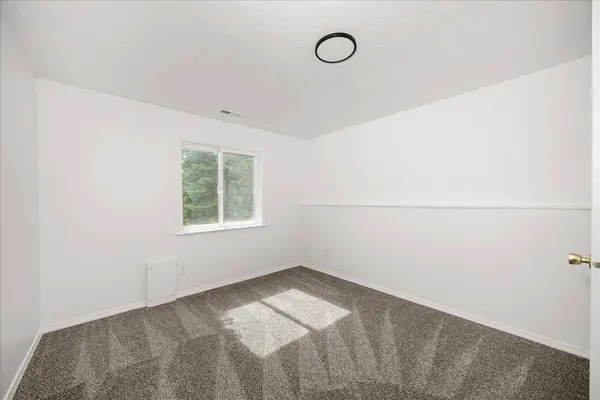 15519 E Tallman Rd, Chattaroy, WA 99003