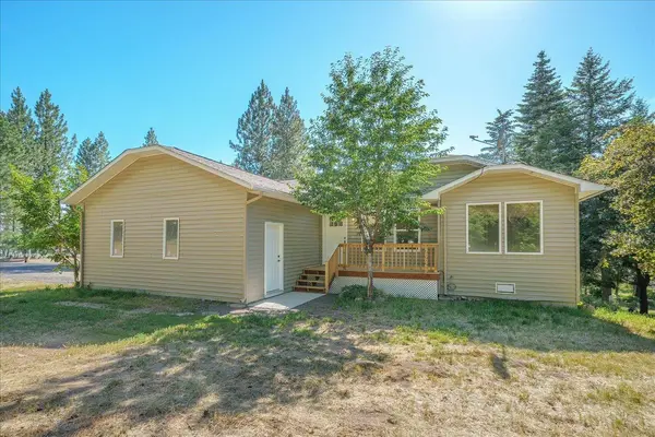 15519 E Tallman Rd, Chattaroy, WA 99003
