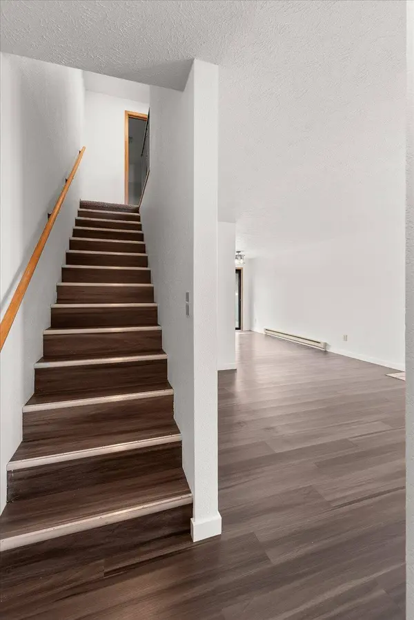 2107 N Houk Rd #Apt #1, Spokane Valley, WA 99216